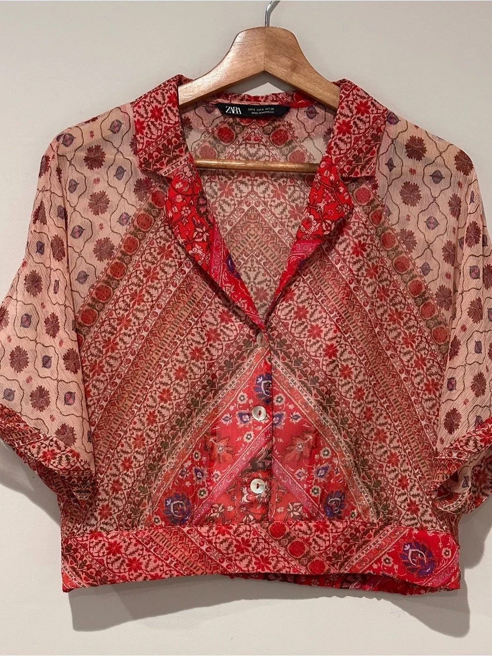 Zara Red Printed Short Sleeve Button-Front Blouse - Picture 2 of 6